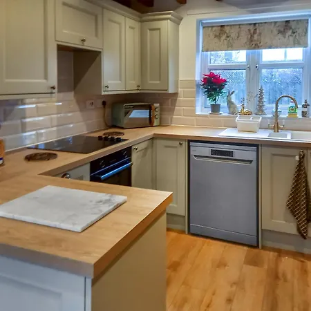 Brompton بيت للعطل Ganton